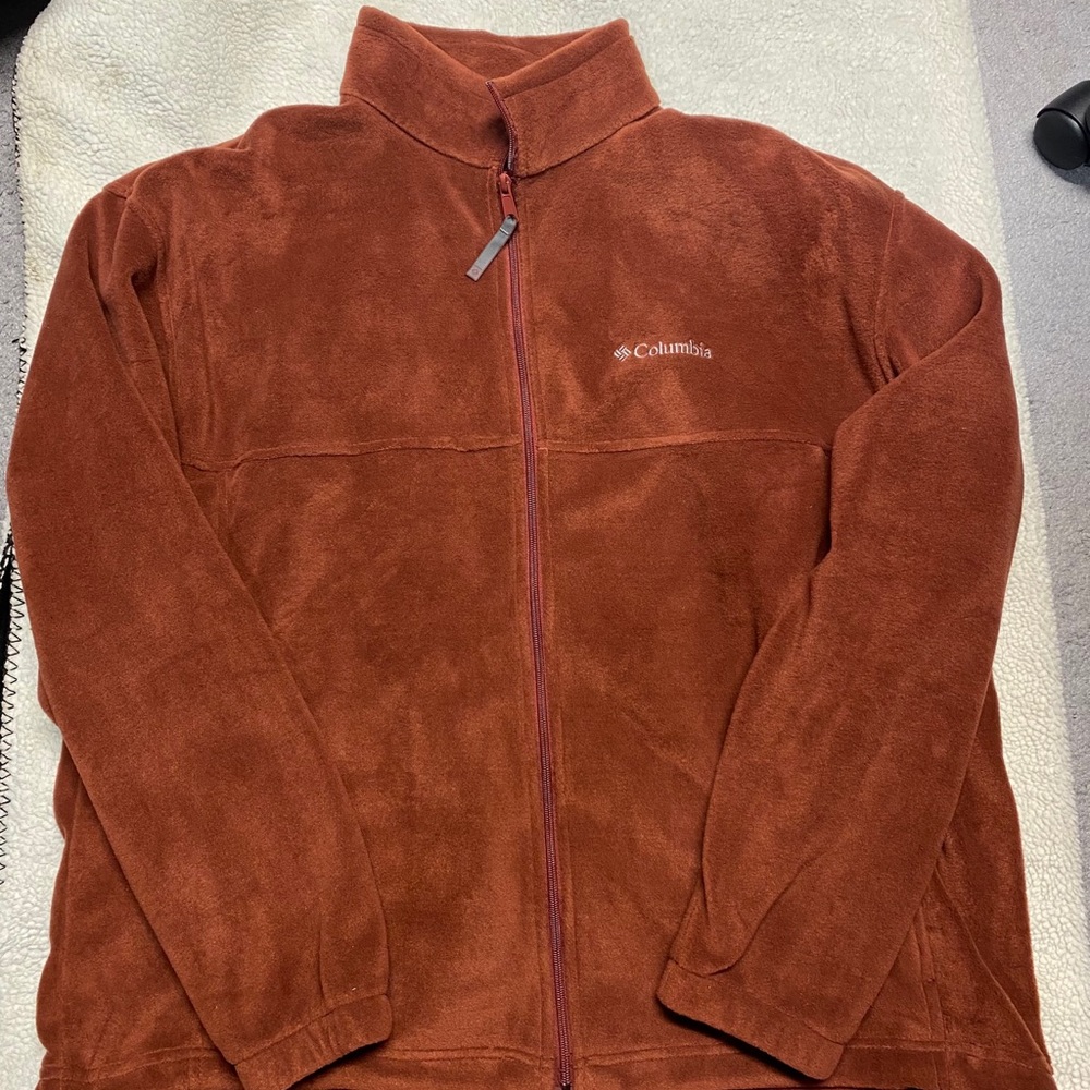 Men’s burnt orange Columbia fleece jacket